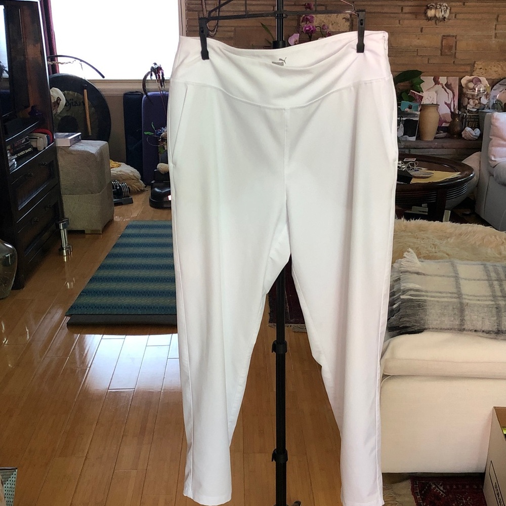 Puma Women’s White Active Side-zip Performance Golf Pants.